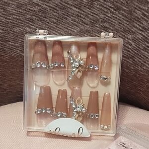 Chic Nude Press-On Nails with Rhinestones